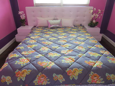 ★送料無料★新品★VICTORIA'S SECRET PINK★コンフォーター★ NEW VICTORIAS SECRET LOVE PINK FLOWER PRINT BED IN a BAG SET