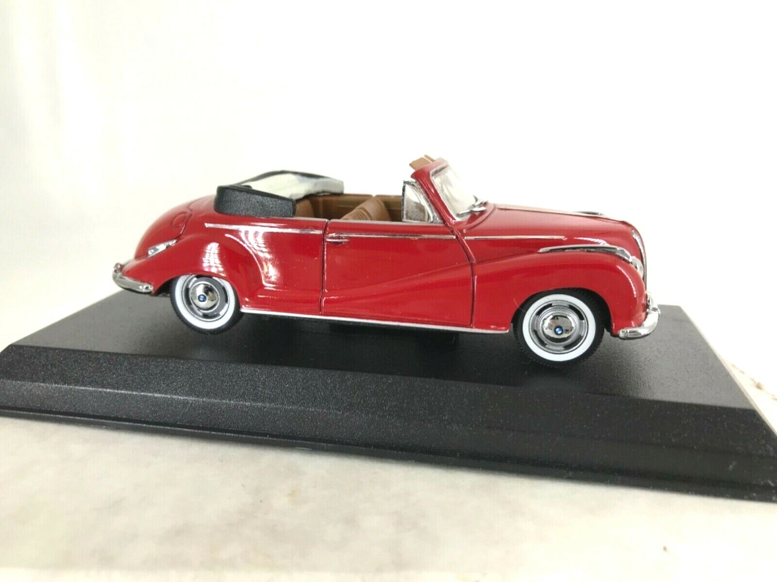 BMW 502 coupe cabrioletミニカー BMW 502 Coupé Cabriolet ミニカー