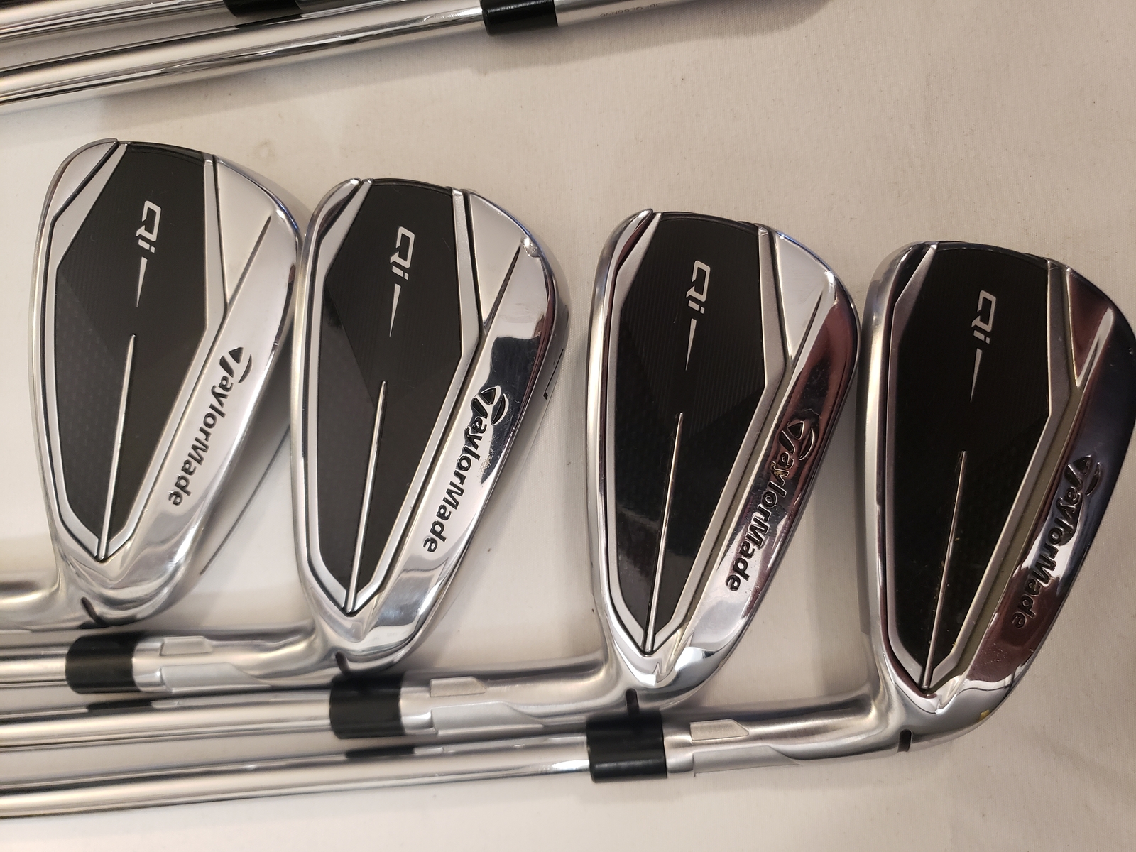 Used TaylorMade Qi 2024 Iron Set (5-PW, AW) 7 Irons - KBS MAX MT 85 Stiff - RH