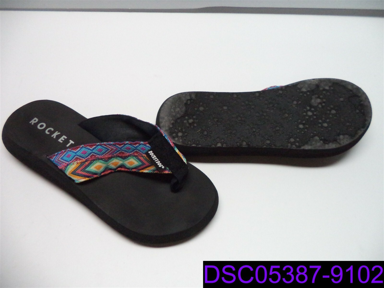 rocket dog flip flops size 5