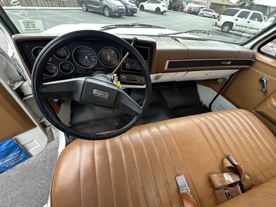image 4 of interior