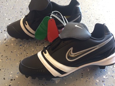 interchangeable baseball cleats