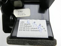 Tesla Model X 90D 15-21 Luftdusche Luftdüse Mitte Hinten Tesla Model X 90D 15-21 19.05.2017 gebraucht Vorschau 5