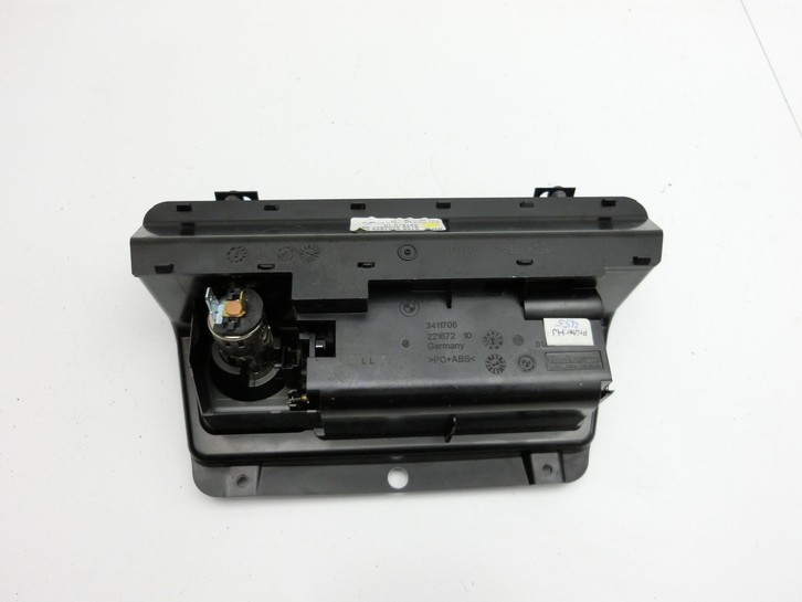 BMW X3 E83 03-06 Ablagefach Staufach Fach Mittelkonsole BMW X3 E83 03-06 12.11.2004 3401825 51.45-3401825-07... Bild 3
