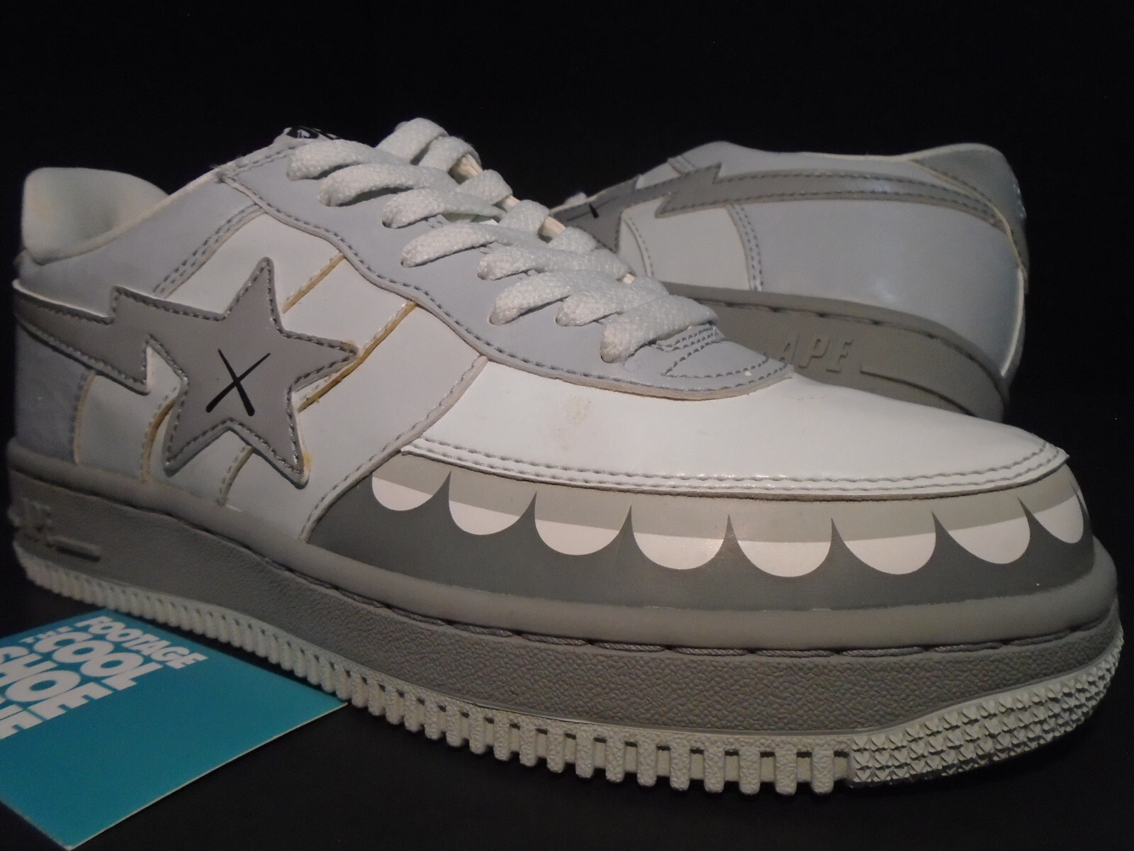 2006 A BATHING APE FOOTSOLDIER BAPE STA FS-029 KAWS XX 2006 A BATHING APE FOOTSOLDIER BAPE STA FS-029 KAWS XX