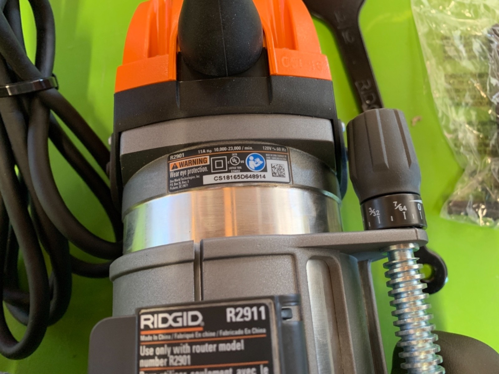 Ridgid R2911 Router and Fixed Base with Case