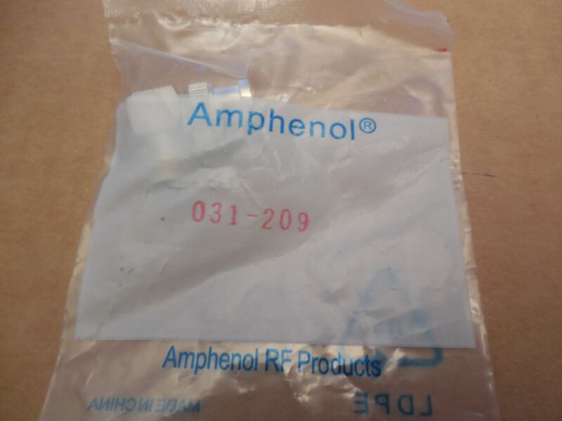 Amphenol Right Angle Adapter 031-209 031209 New