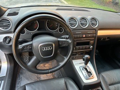 image 4 of interior