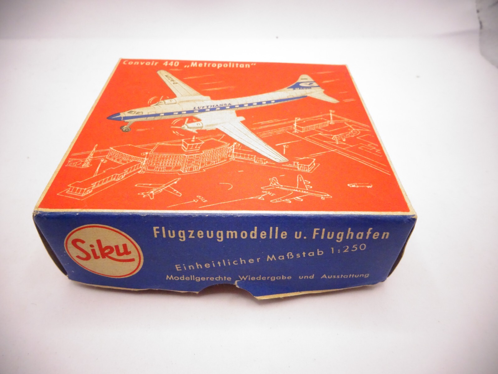 Siku Plastic: Airplane Convair 440 Metropolitan Lufthansa No