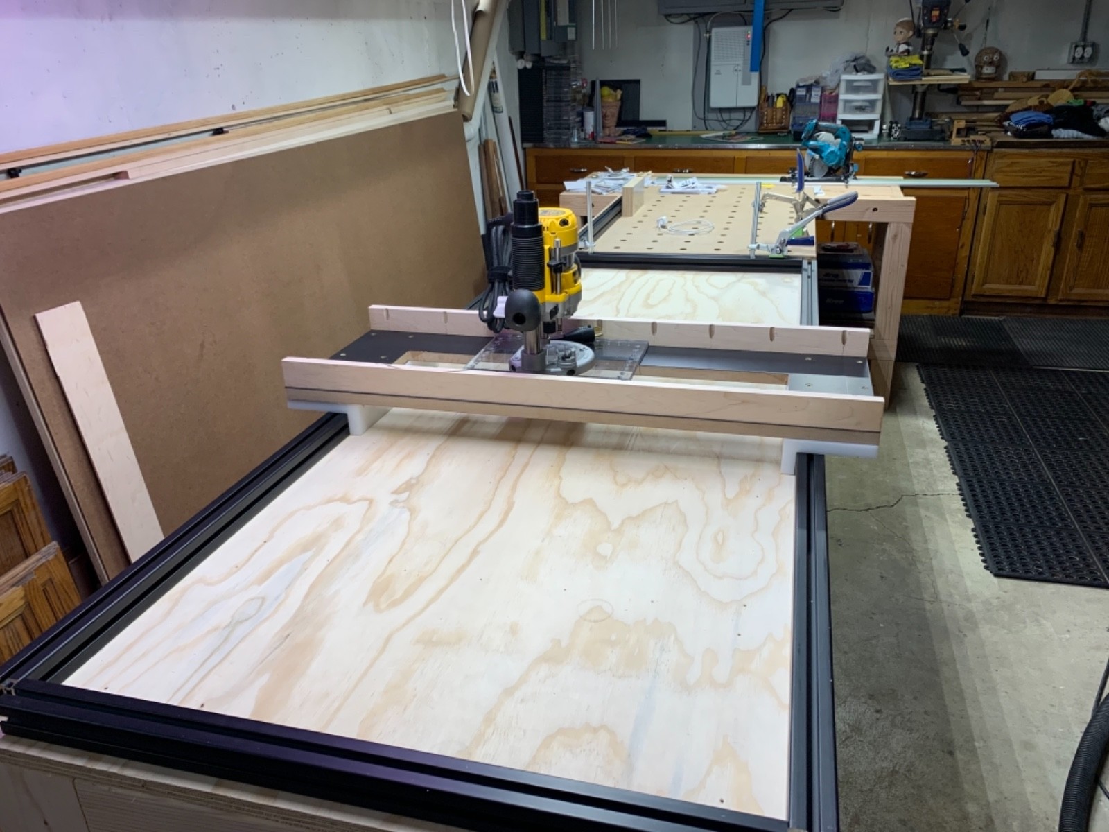 Dewalt Dw618 Router 2-1/4 hp/Router Slab Flattening Jig  80/20 15 series 15-S