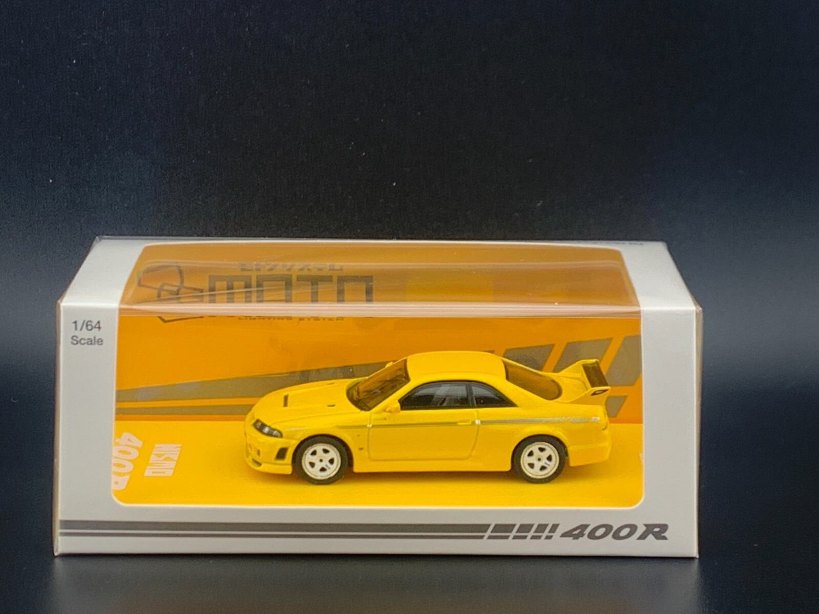 Kyosho Nissan Nismo 400 R with MOTN LED Base Compatible