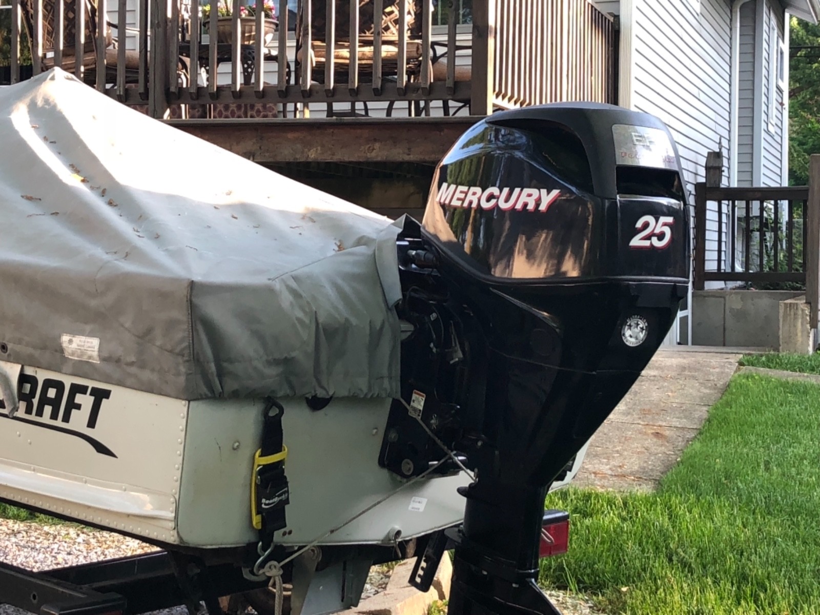 2007 Alumacraft V16