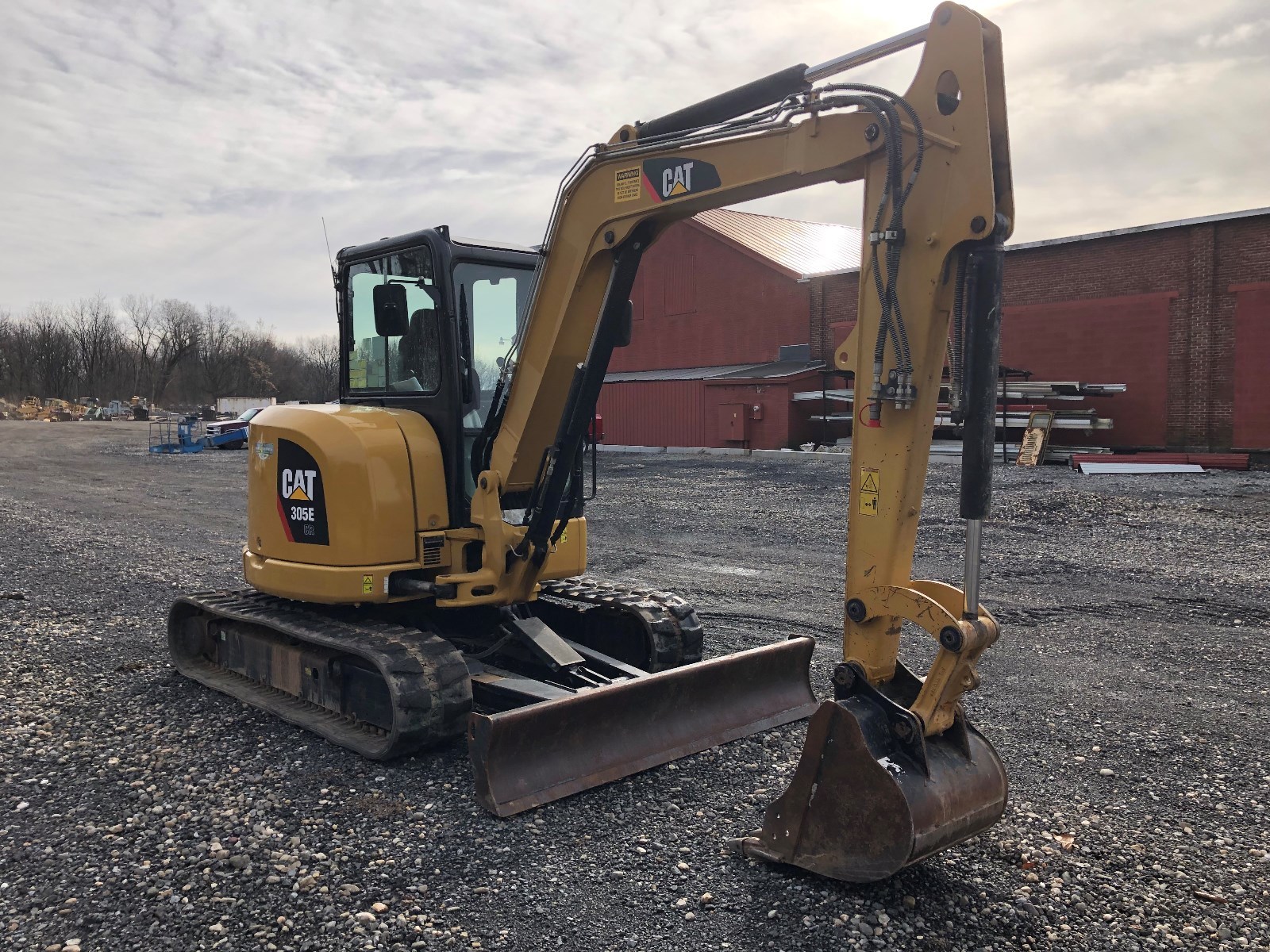 2013 CAT 305E CR