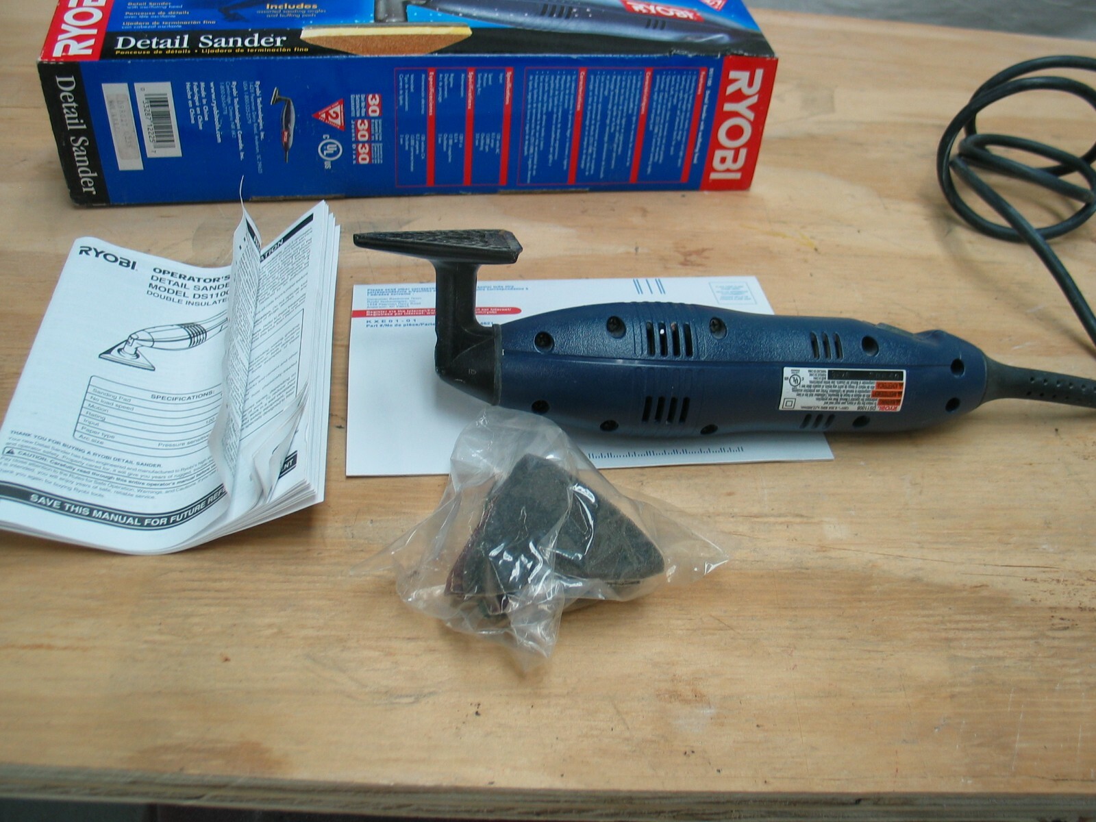 RYOBI DETAIL SANDER DS1100