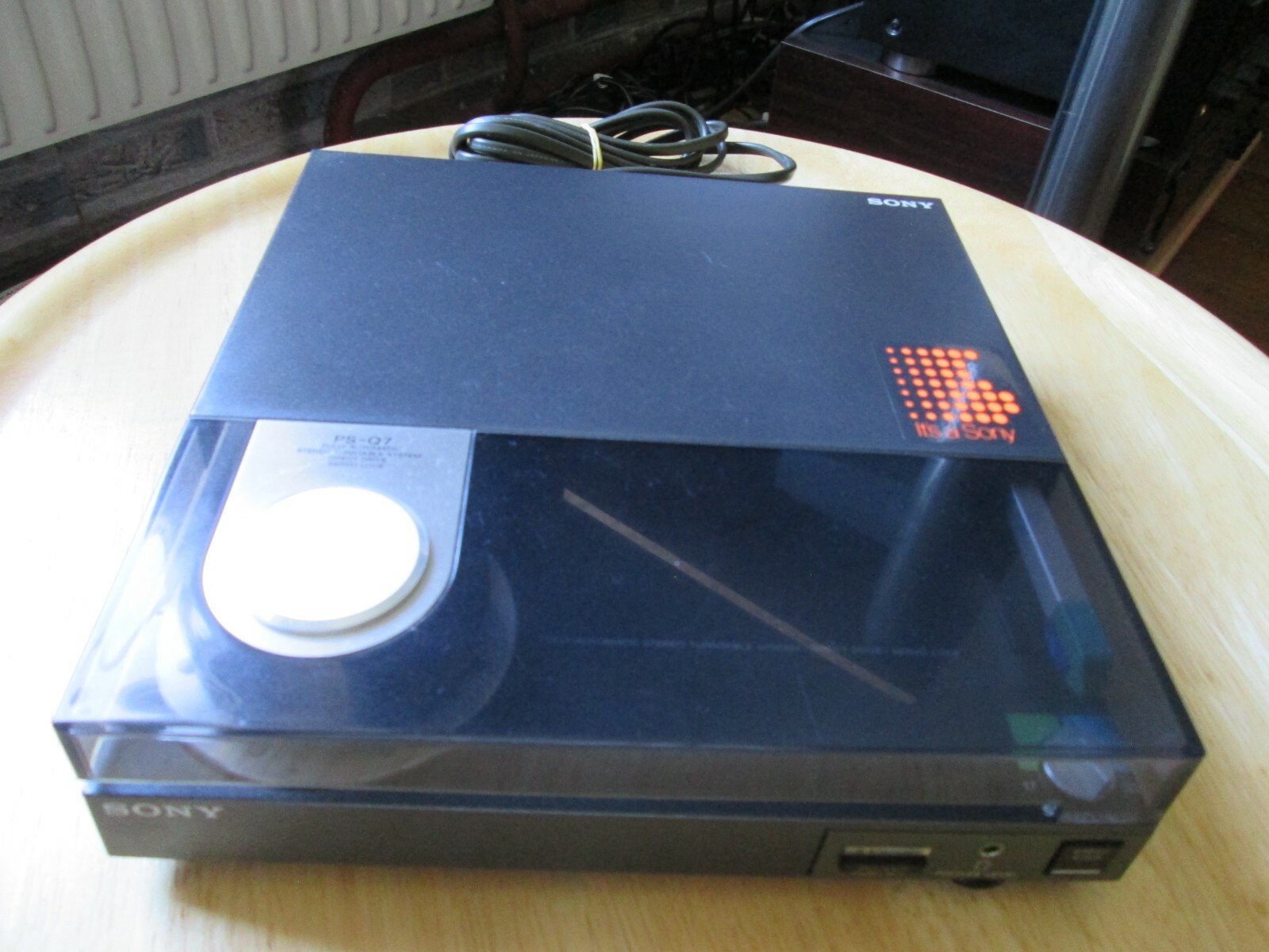 Портативная консоль сони пс 5. Sony ps-q red. Ps q. Aiwa s-a22. Геймпад backbone one sony playstation edition.