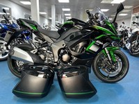 Kawasaki Ninja by Fast Lane Motorcycles, Tonbridge, Kent