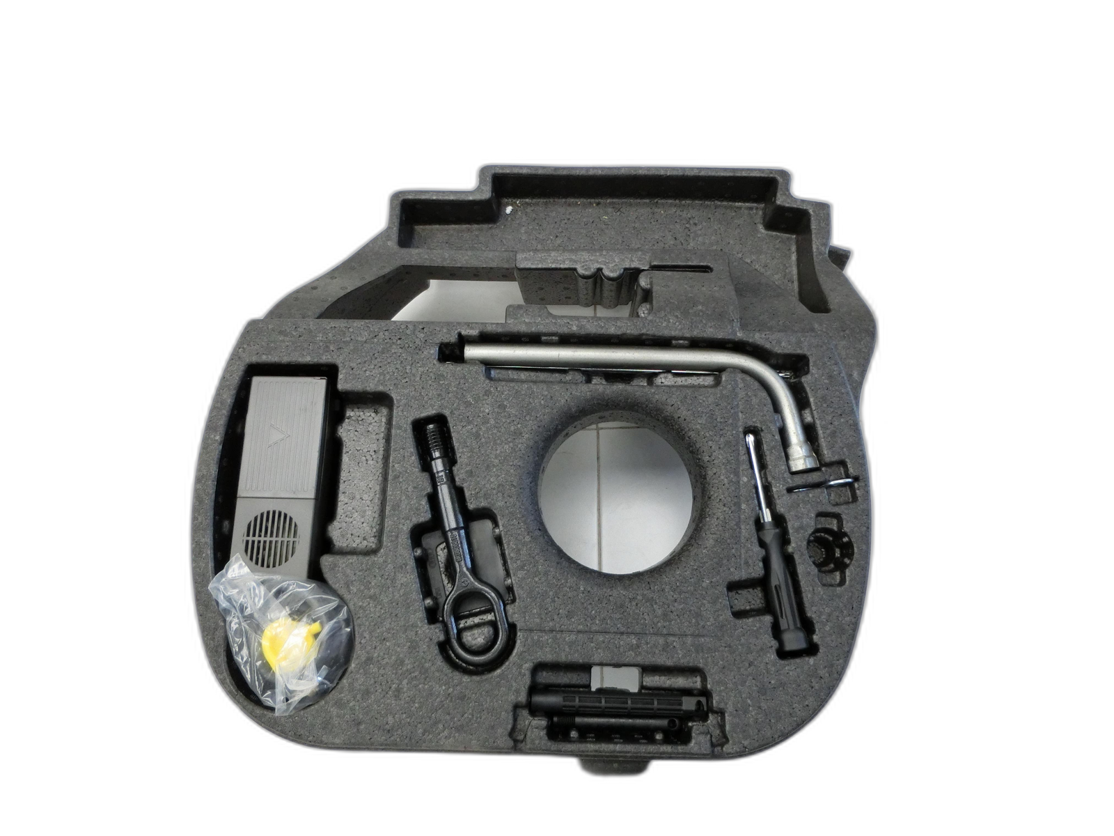 Roadside compressor Tire pressure Towing eye Board tool tray for Audi A6 4G C7 11-14 - Bild 1