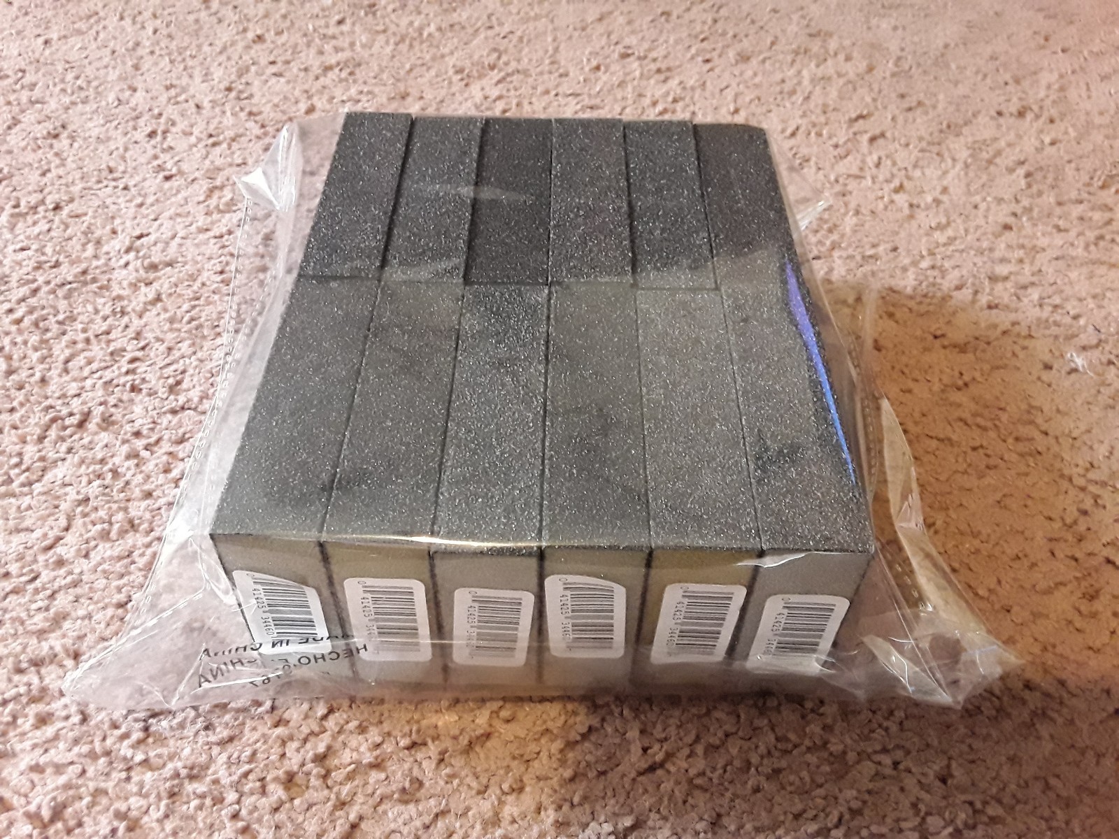 Glit abrasive sanding sponge block dry wet medium grit- 4 sided sponge- 12pcs