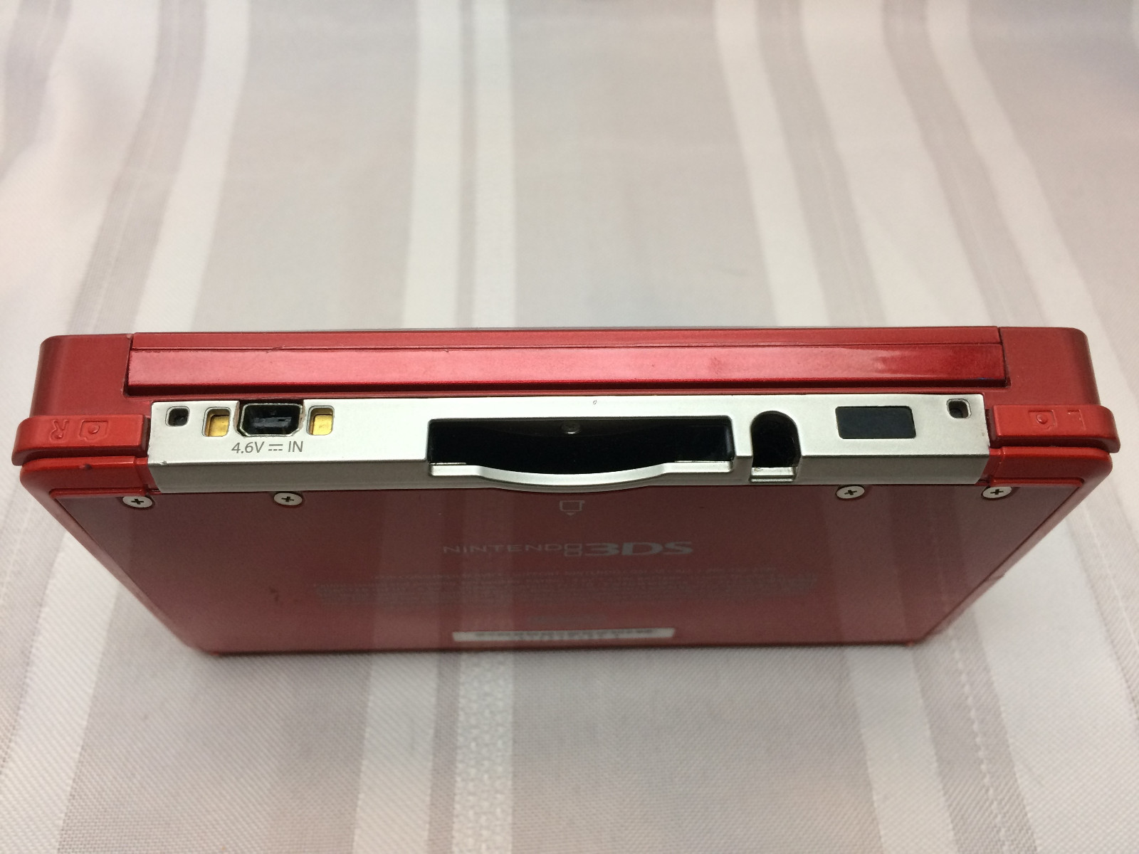 Flame Red Nintendo 3DS System - Top LCD Screen Cracked - PARTS AS/IS