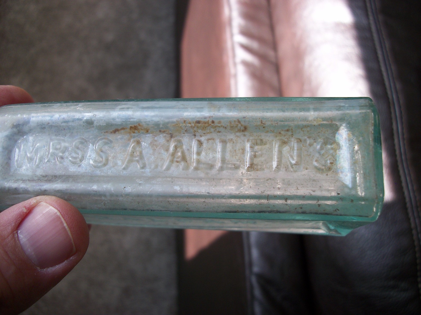 AQUA MRS SA ALLEN'S WORLD'S HAIR BALSAM NEW YORK 1860S APPLIED TOP