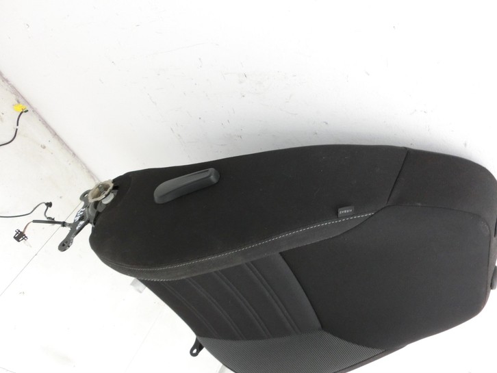 Skoda Octavia III 5E 17-20 Kombi Sitzbezug Rückenpolster Rechts Vorne für Beifahrer Sitz beheizt Skoda Octavia III... Vorschau 2