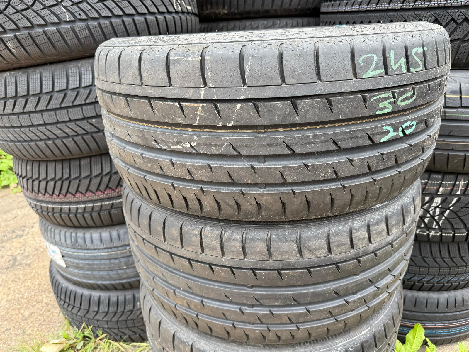 New 245 30 20 Continental, CSC 3, ZR, x1 Tyre (F1_tyres) FO YD128