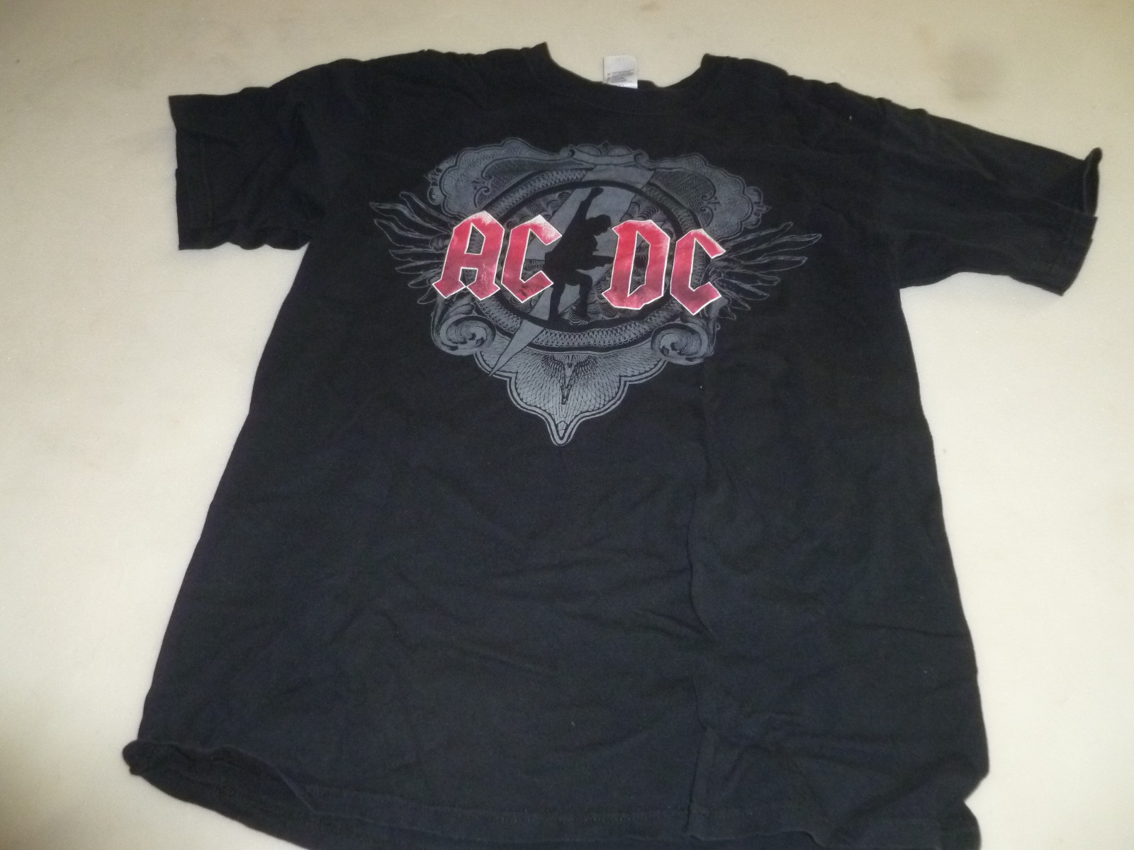 VINTAGE AC DC BLACK ICE 2008 2009 TOUR CONCERT SHIRT SIZE L VINTAGE AC DC BLACK ICE 2008 2009 TOUR CONCERT SHIRT SIZE L