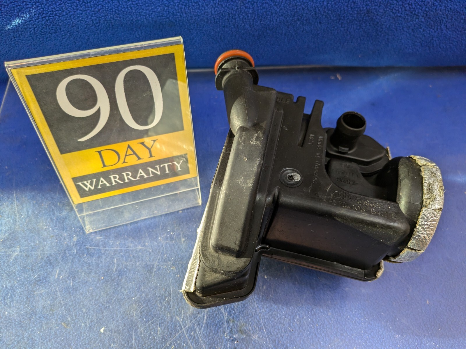 oem 2013-2018 AUDI A8 s6 s7 - 4.0L Engine OIL Separator Assembly 079103542E