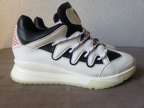 Louis Vuitton Zig zag Leather Sneakers White Red Black Mens