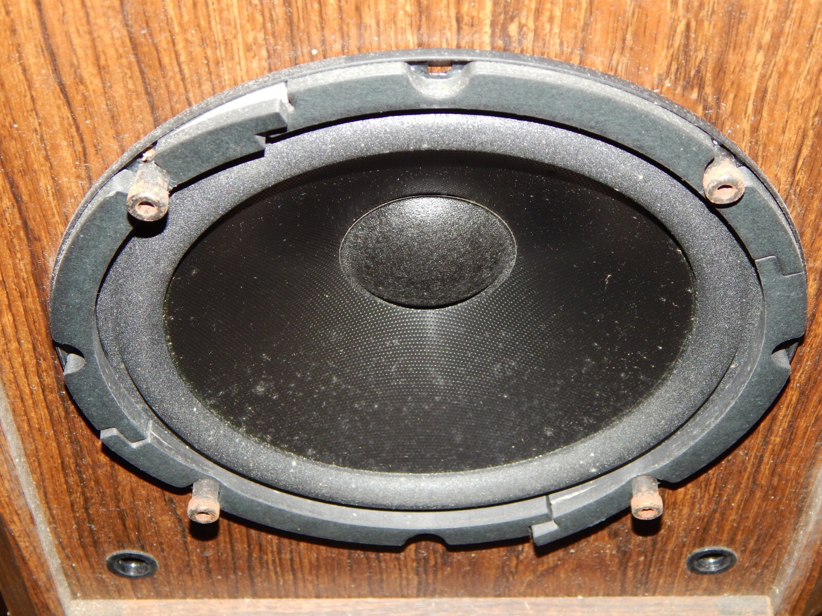 Vintage Cerwin Vega AT-8  2-way Bookshelf / Main Speaker Sounds Fantastic!