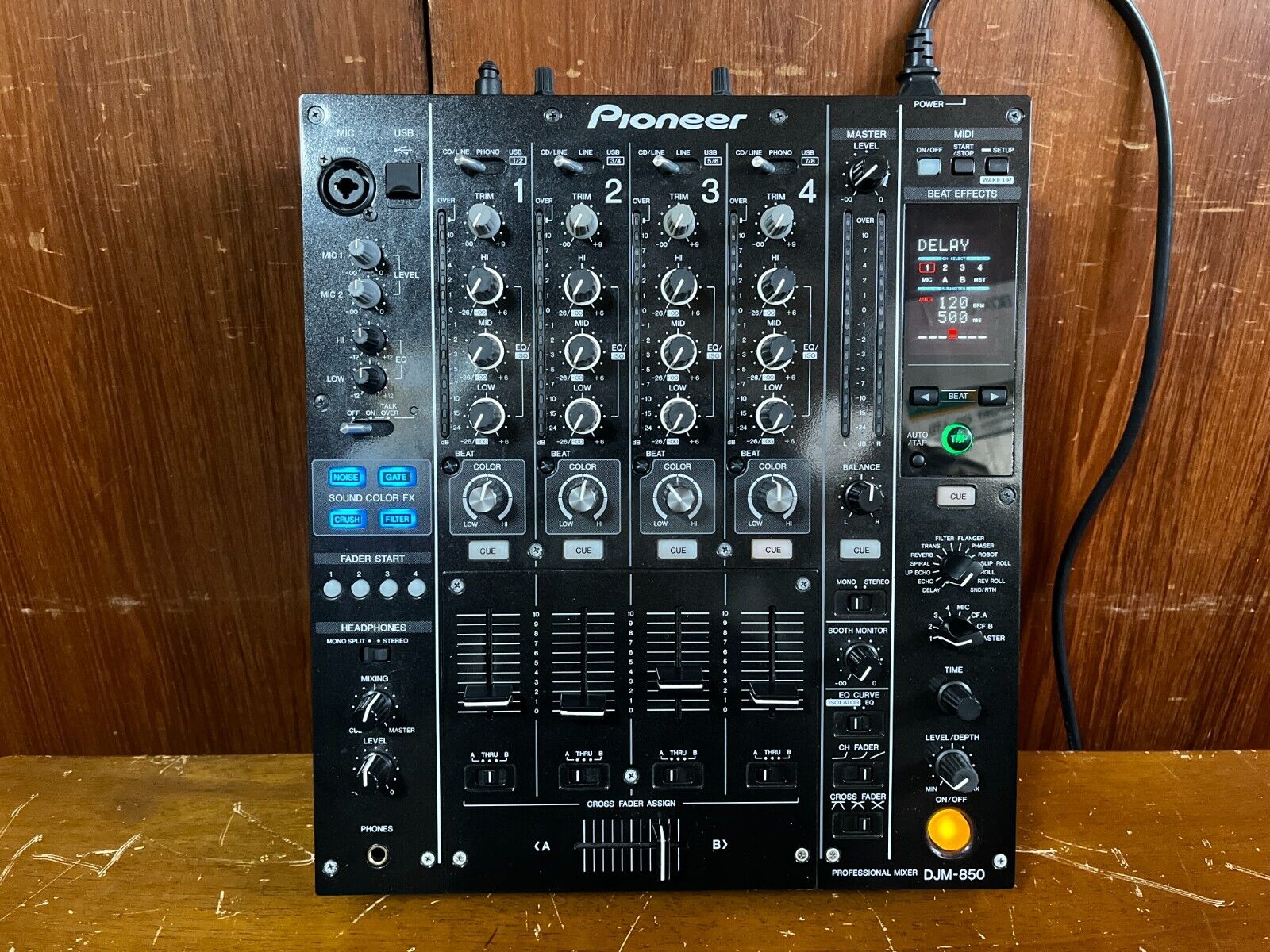 Pioneer DJM-850-K 4-channel digital mixer Black Pioneer DJM-850-K 4-channel digital mixer Black