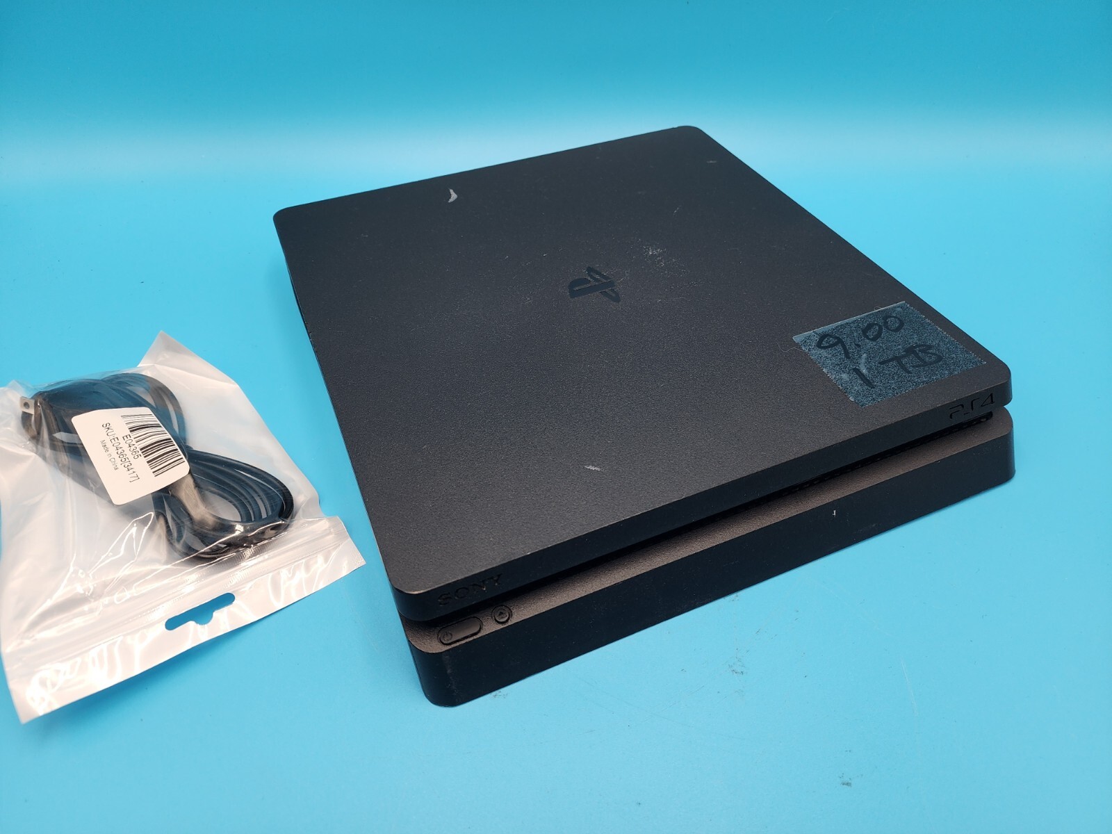 Sony Playstation 4 PS4 9.00 FW Slim 1TB Gaming Console
