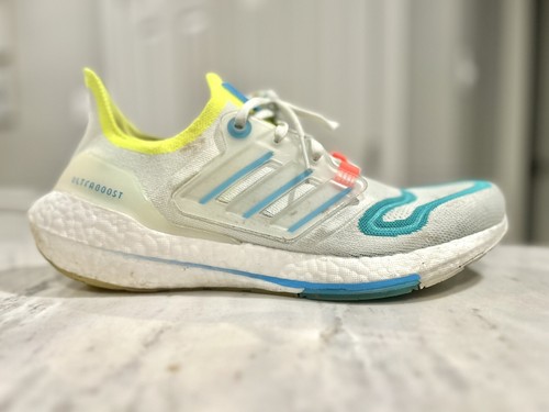 Size 10 - adidas UltraBoost 22 White Sky Rush Mint 2022
