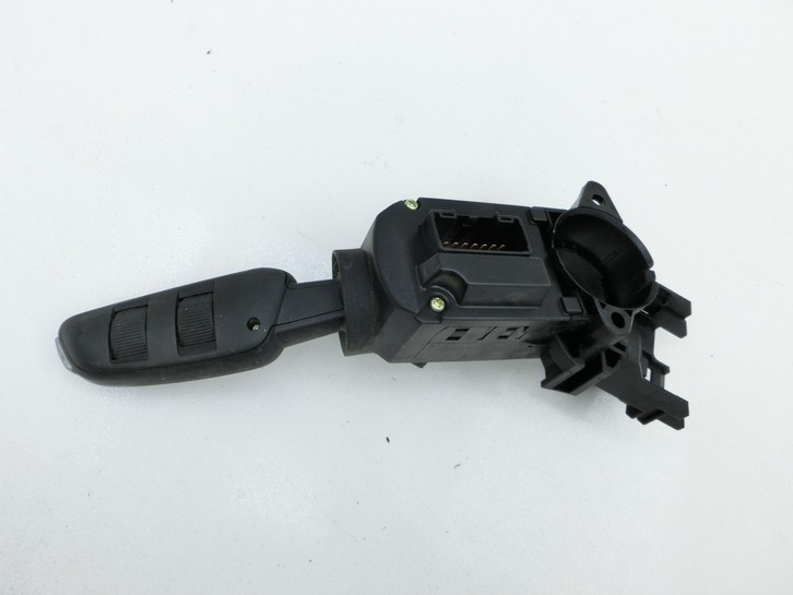 Ssangyong Tivoli 2WD 15-19 Blinkerschalter lichtschalter Lenkstockschalter Blinker Ssangyong Tivoli 2WD 15-19... Vorschau 3