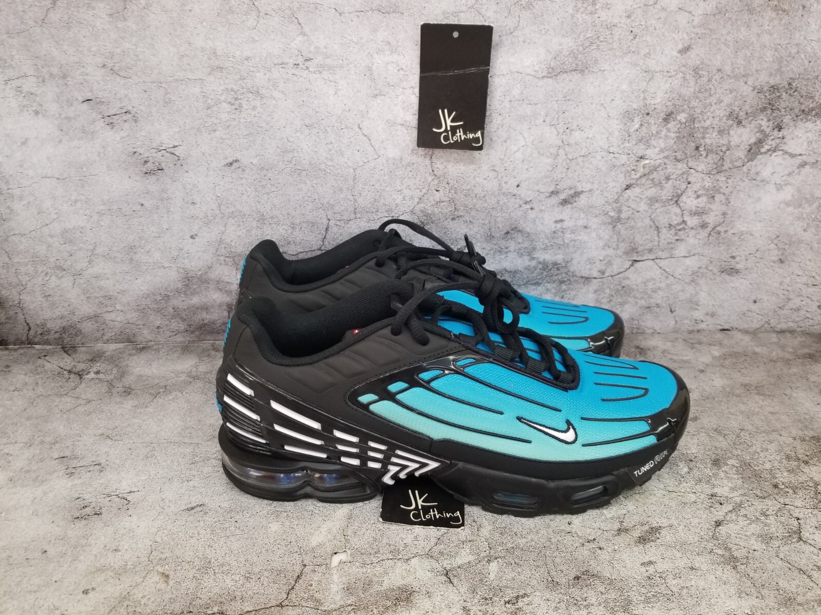 Men's Size 12 Nike Air Max Plus 3 III Black/Laser Blue Men's Size 12 Nike Air Max Plus 3 III Black/Laser Blue