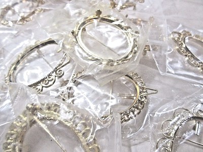 LOT 4 GOLD TONE ASSORTED NEW OLD STOCK UNUSED FANCY VARIETY SETTINGS FOR CABS