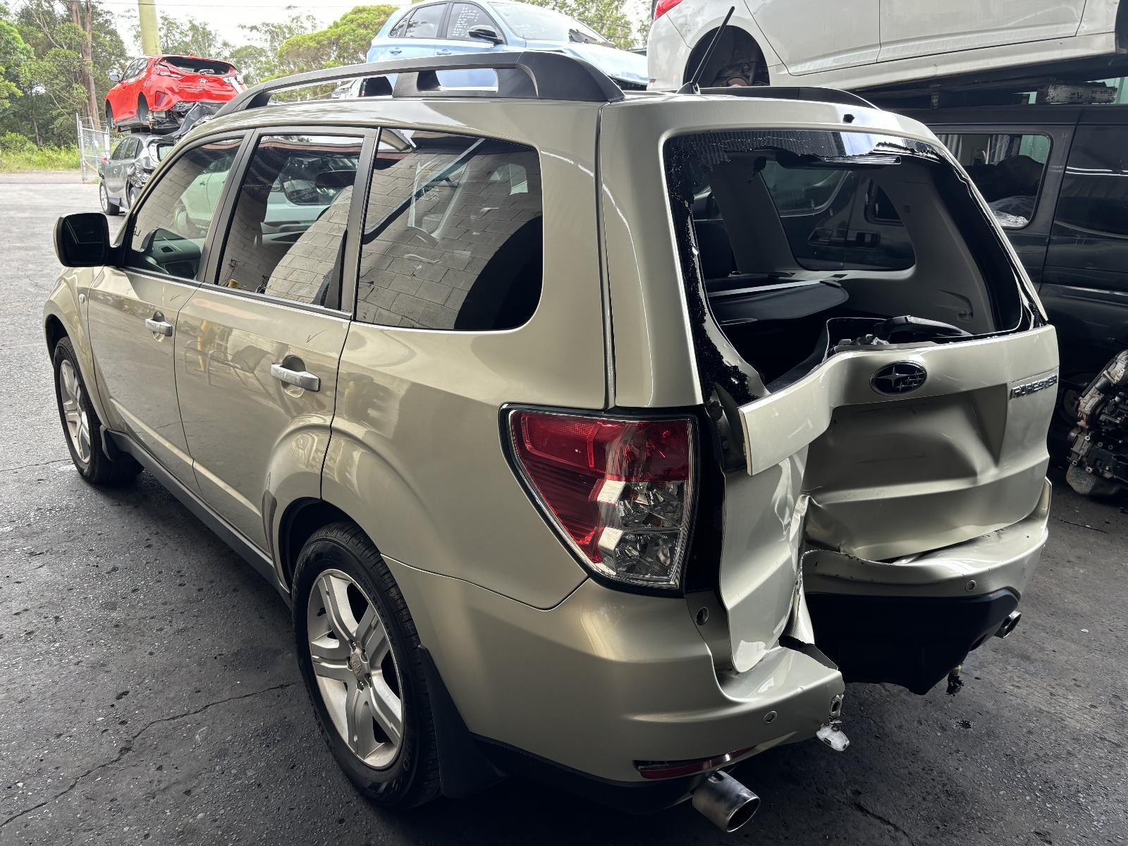 2009 Subaru Forester LEFT FRONT DOOR 02/08-12/12 08 09 10 11 12 image 5