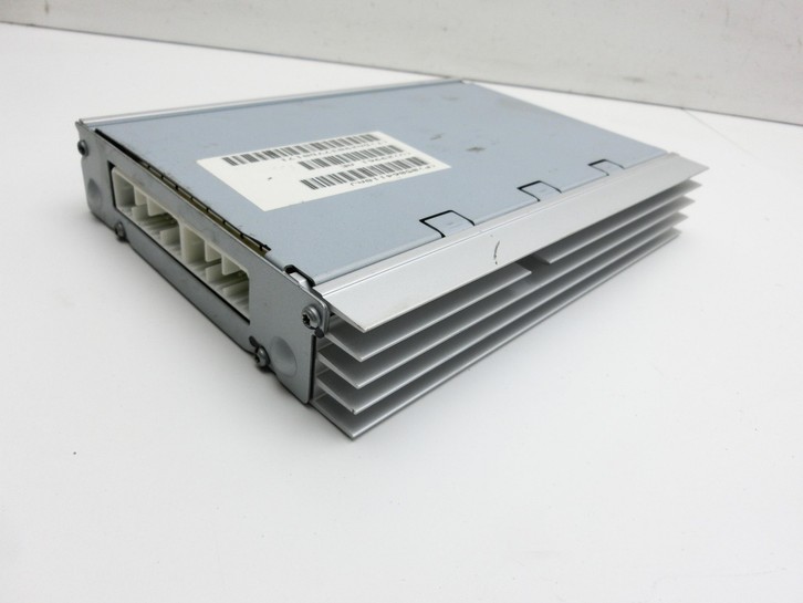 Chrysler 300C LE 04-07 Steuergerät Verstärker Amplifier Boston Audio Chrysler 300C LE 04-07 07.08.2007 05064118AJ... Vorschau 4