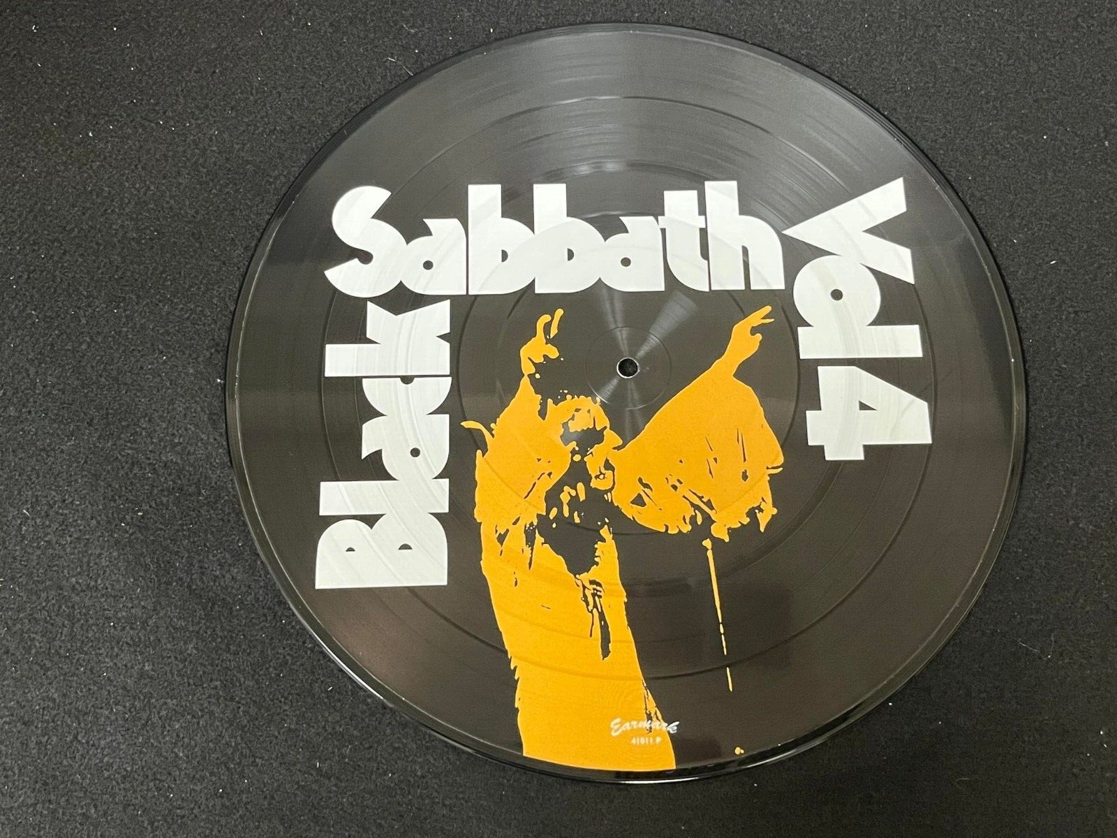 Black Sabbath Vol 4 vinyl