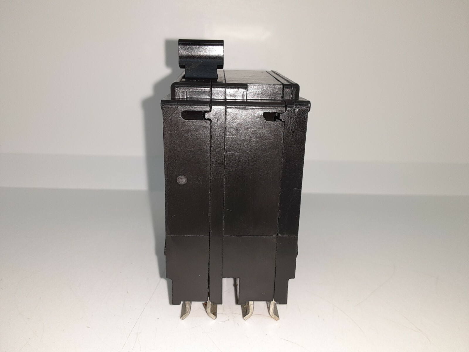 SQUARE D QO230 30 amp 2 pole Type QO Circuit Breaker  
