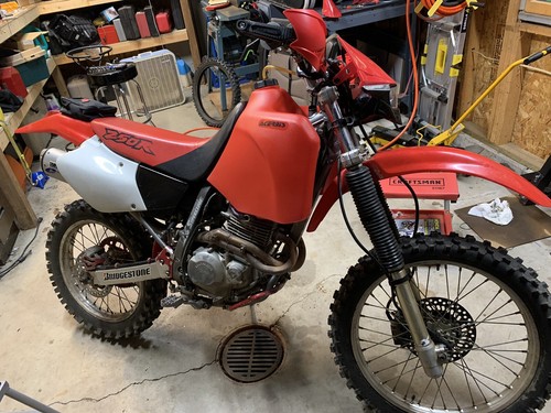 ホンダ XR400R 2004Y 21908 km 2004 Honda XR 400R | Motorcycle.com