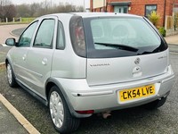 2004 Vauxhall Corsa 1.4i 16V Design 5dr Auto HATCHBACK Petrol Automatic