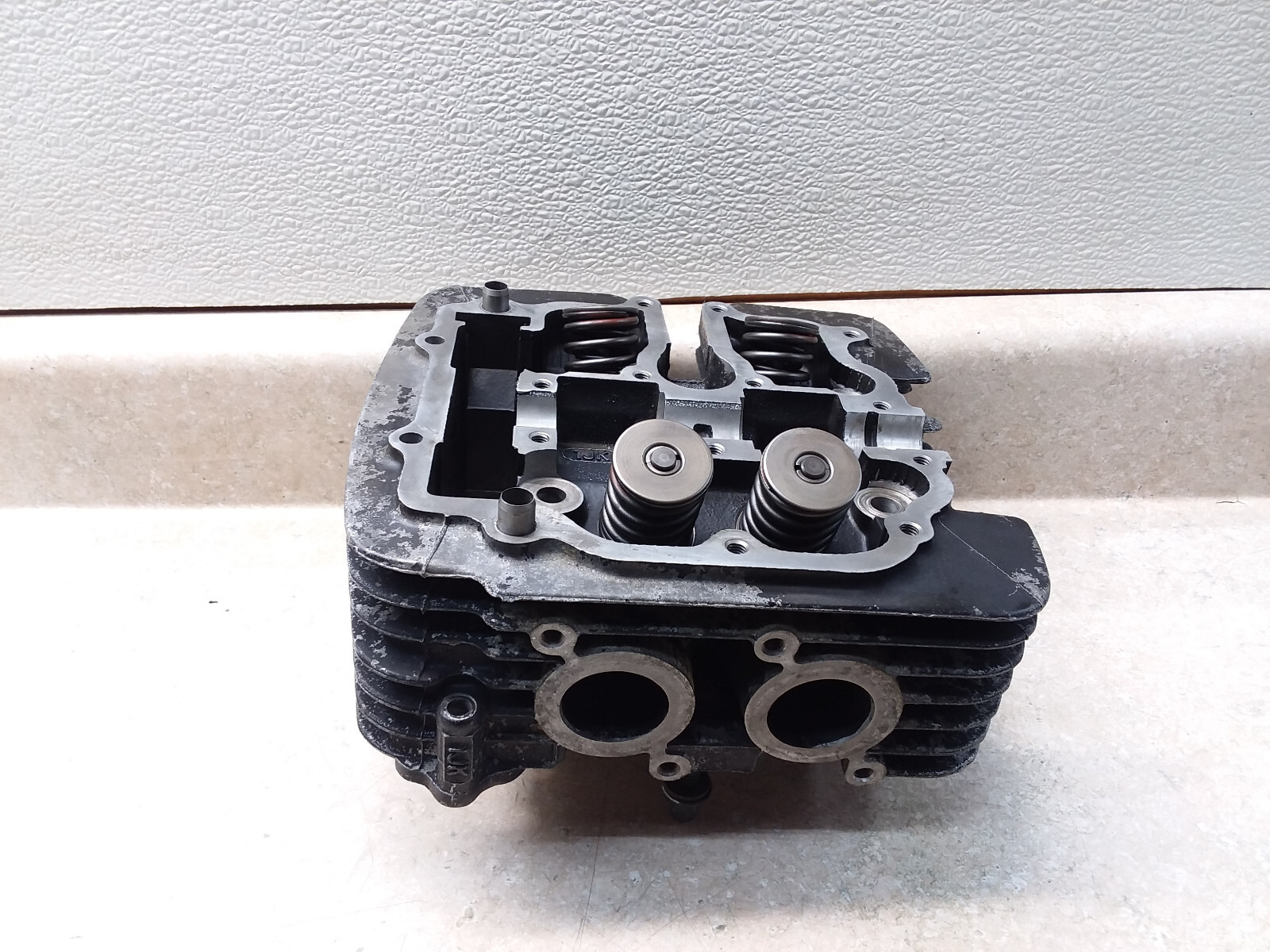VTG 1986 Yamaha XT 600 XT600 Engine Cylinder Head & Valve