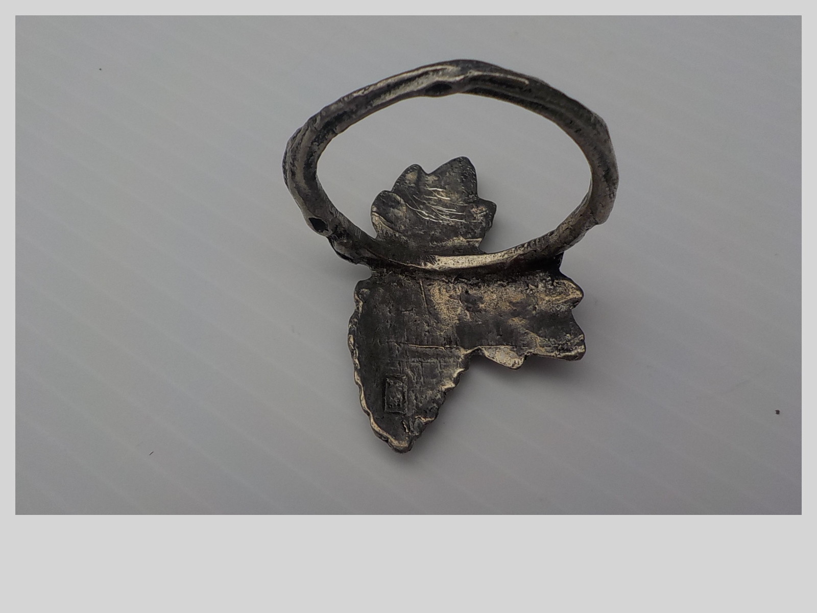 Rustic Napkin Rings  Grapes Grapevine cabin Thailand 95% Pewter