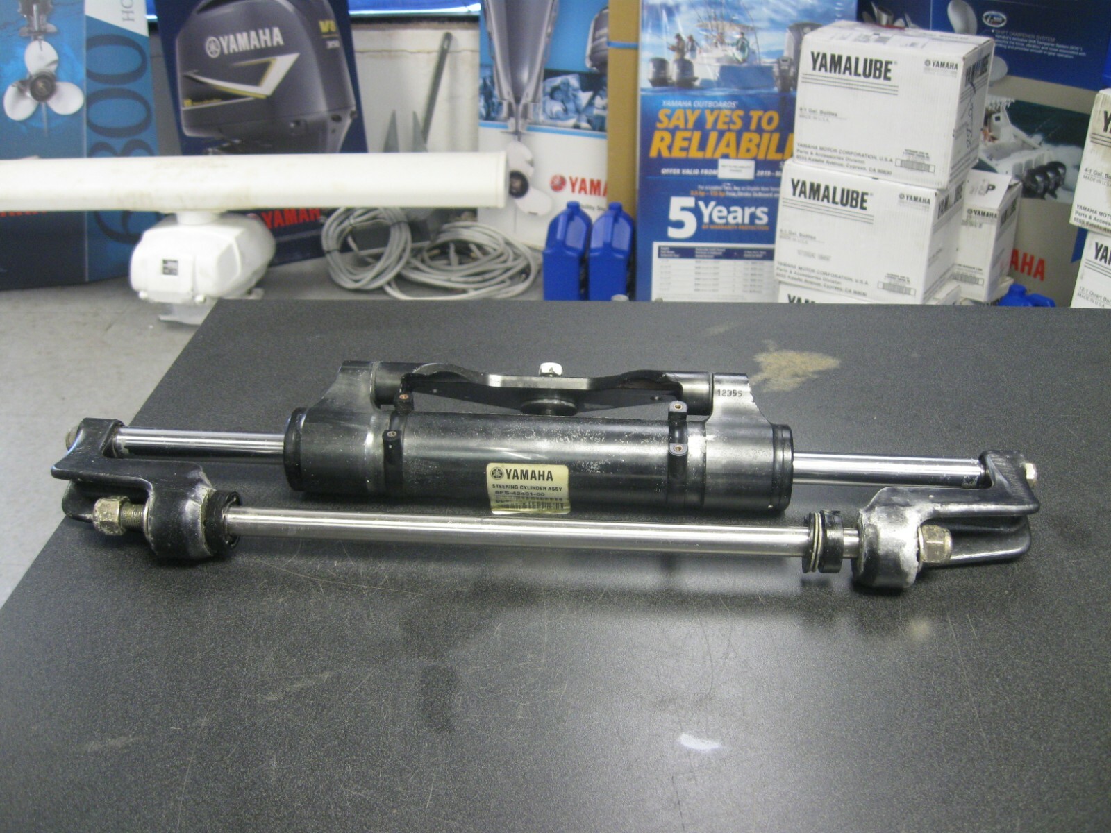 YAMAHA OUTBOARD STEERING CYL ASSY 6ES-42401-00-00 WSHELF | eBay YAMAHA OUTBOARD STEERING CYL ASSY 6ES-42401-00-00 WSHELF | eBay