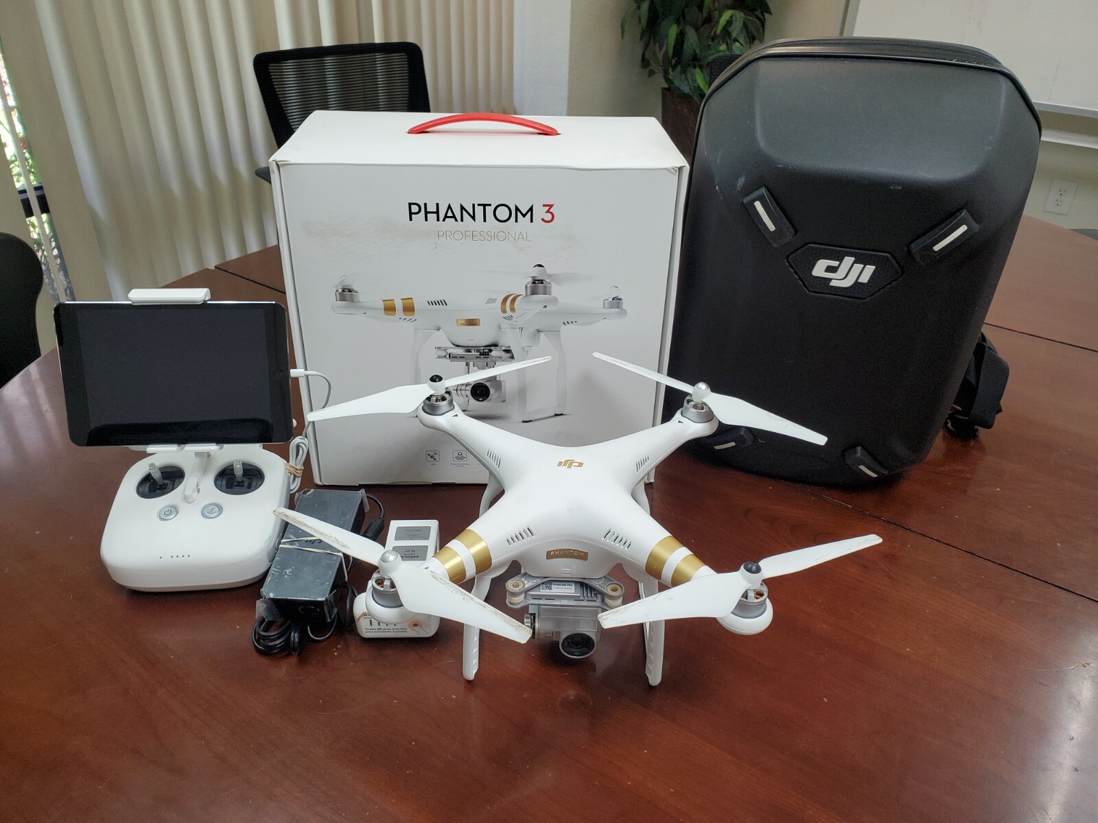DJI Phantom 3 Pro (4K 撮影ドローン）フルセット www.iestpjctello.edu.pe