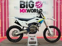 Husqvarna FC 450 2025 - Only 24 Hours - Stock & Great Condition 