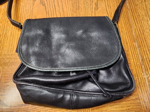 Vintage Coach Lightweight Shoulder Pouch Bag Black #4060 | eBay Vintage Coach Lightweight Shoulder Pouch Bag Black #4060 | eBay