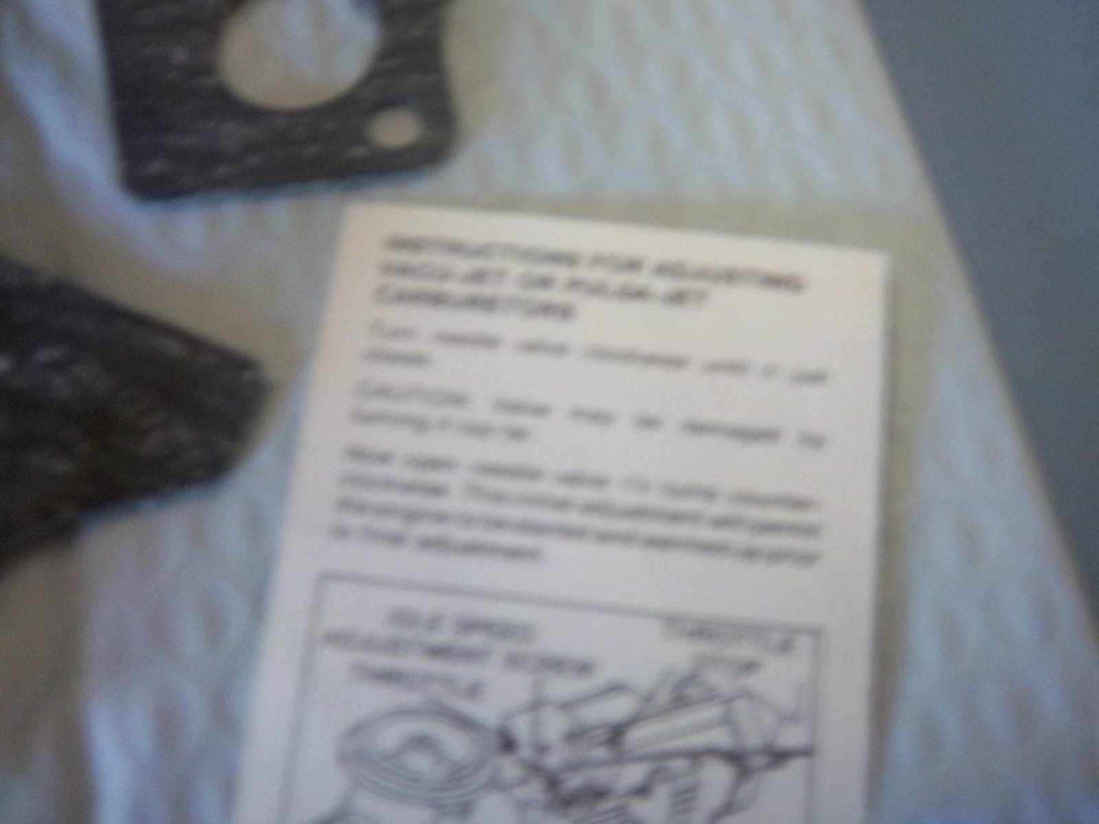 Briggs & Stratton 490533 Carburetor 498298 692784 495951 495426 Genuine OEM NEW