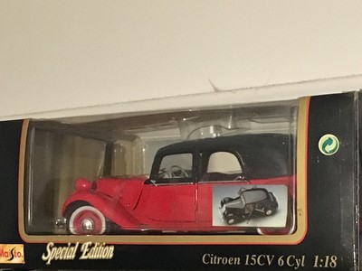 1/18 RED MAISTO TAXI CITROEN 15CV 6 CYL TRACTION AVANT VERY RARE 31821 BNIB